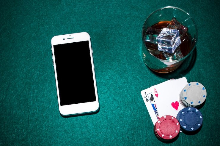 Tampilan pengguna membuka kalender event goaloo2 di smartphone dengan desain minimalis warna hijau neon